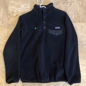 Black Patagonia Synchilla Fleece: Size Small.